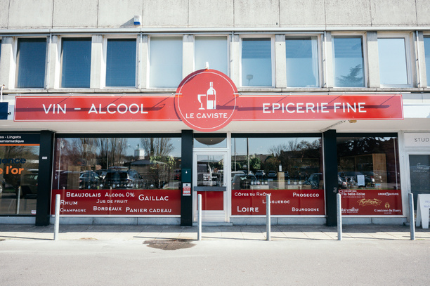 Transformation magnifique d’un commerce à Wavre 🇧🇪 | Témoignage client – Le Caviste